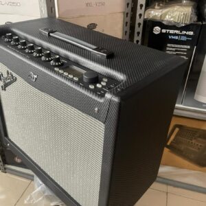 Fender Mustang III V.2 100-watt 1x12" Modeling Combo Amp - Image 2